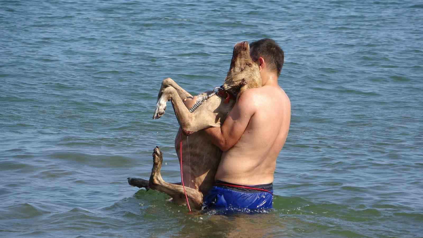 Mersin’de sıcak hava bunaltıyor
