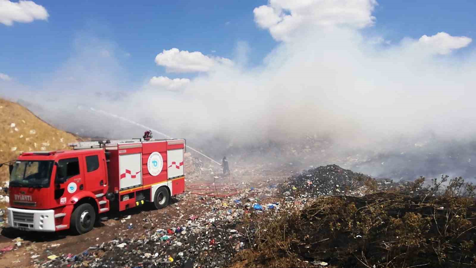 Pehlivanköy’de çöplük alanda yangını
