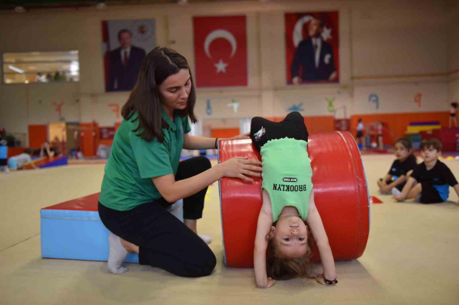 Yıldırımlı miniklere cimnastik eğitimi
