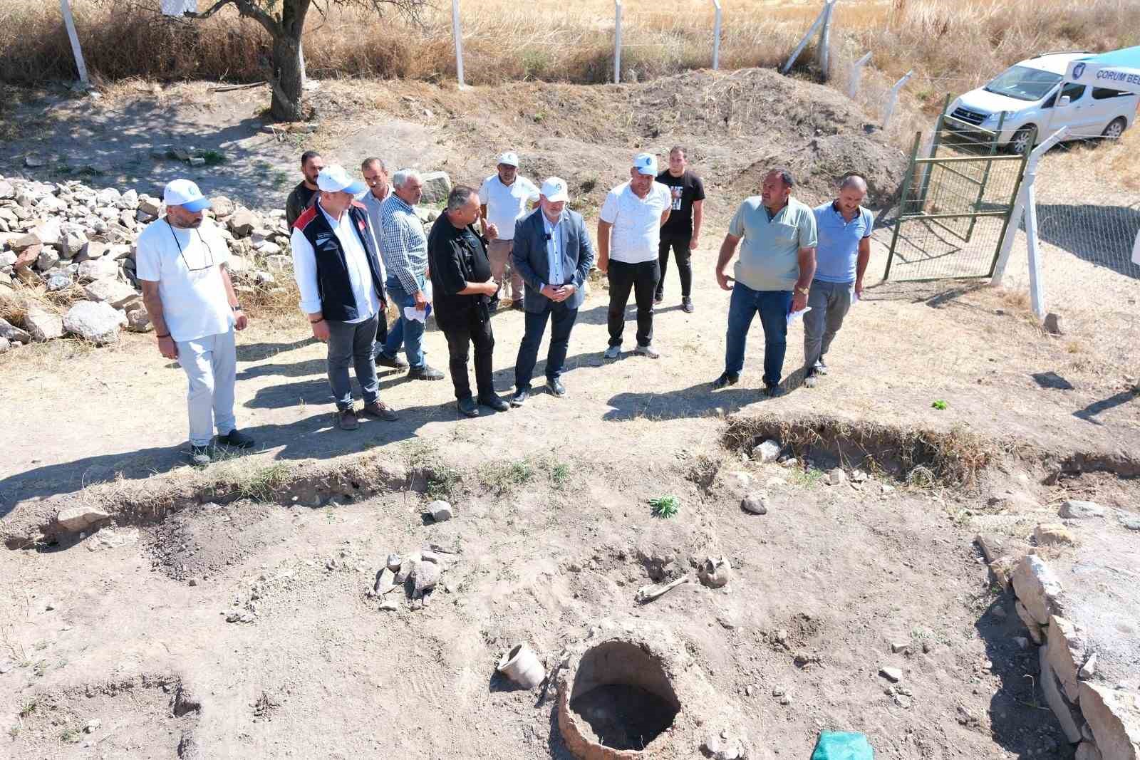 Kalehisarda gün yüzüne çıkarılan Selçuklu tarihine Çorum Belediyesi’nden destek
