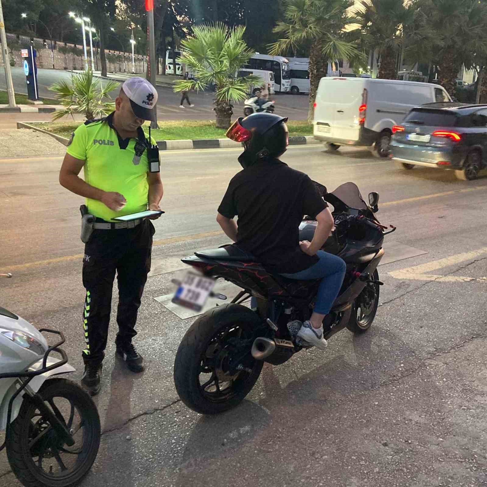 Manisa’da 53 motosiklet daha trafikten men edildi
