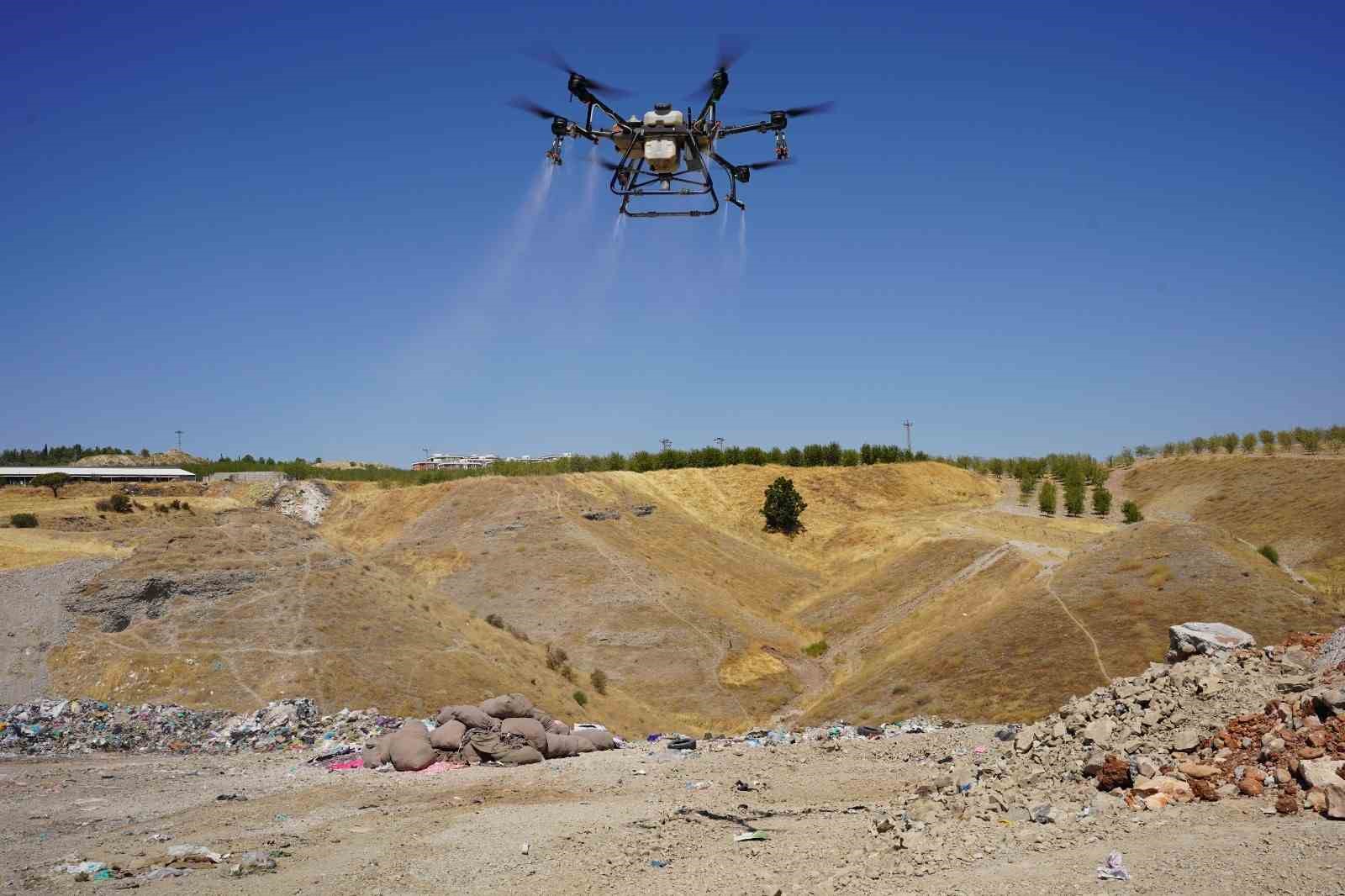 Kahta’da sivrisinekle mücadelede dronlu çözüm
