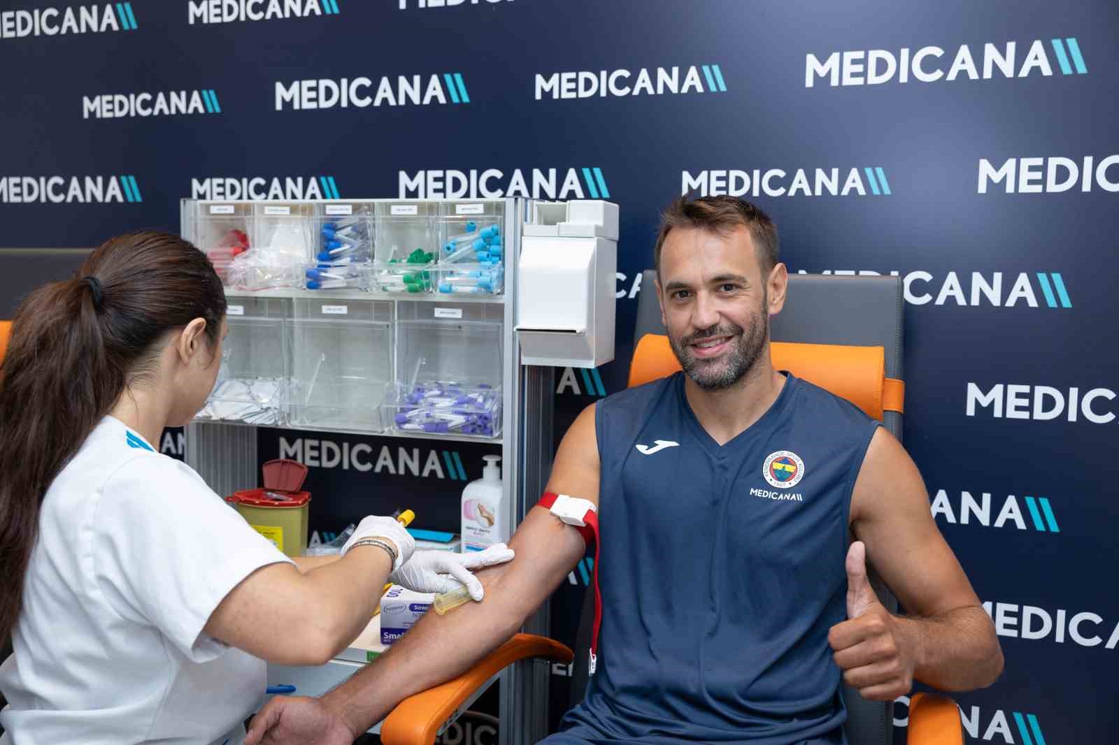 Fenerbahçe Medicana Erkek Voleybol Takımı, sağlık kontrolünden geçti
