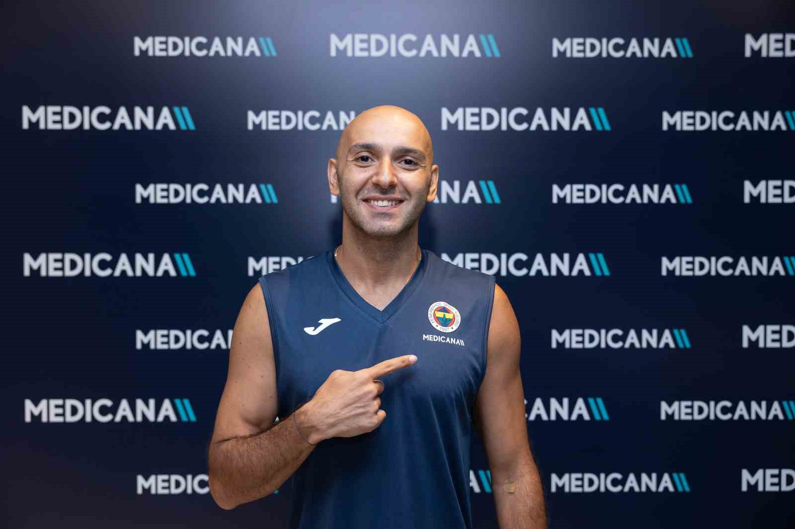 Fenerbahçe Medicana Erkek Voleybol Takımı, sağlık kontrolünden geçti
