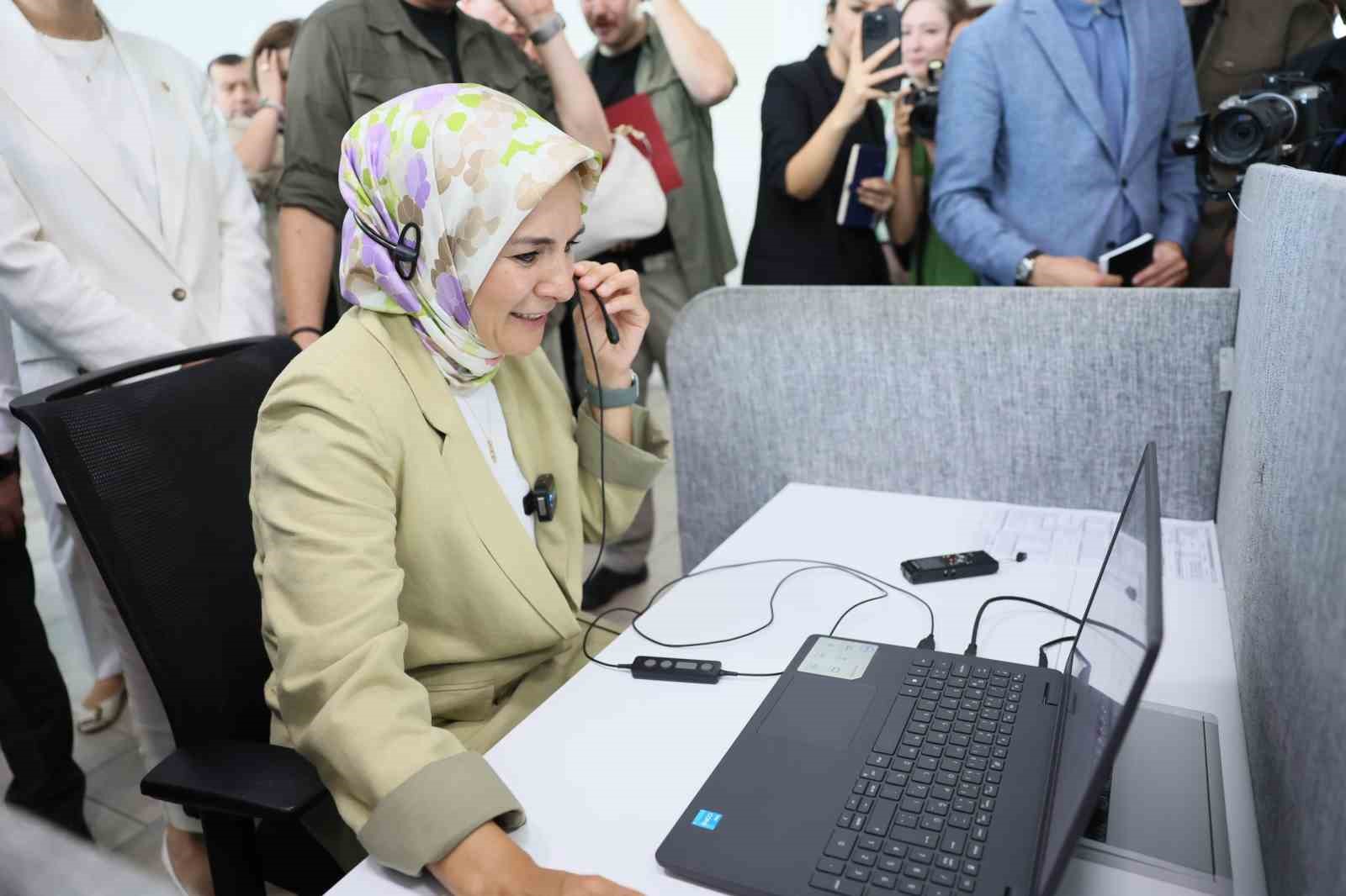 Bakan Göktaş çağrı merkezini arayan gencin nikahına katılacak
