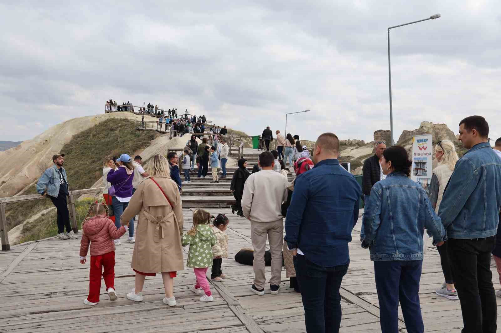 Peribacalarında isim karmaşası
