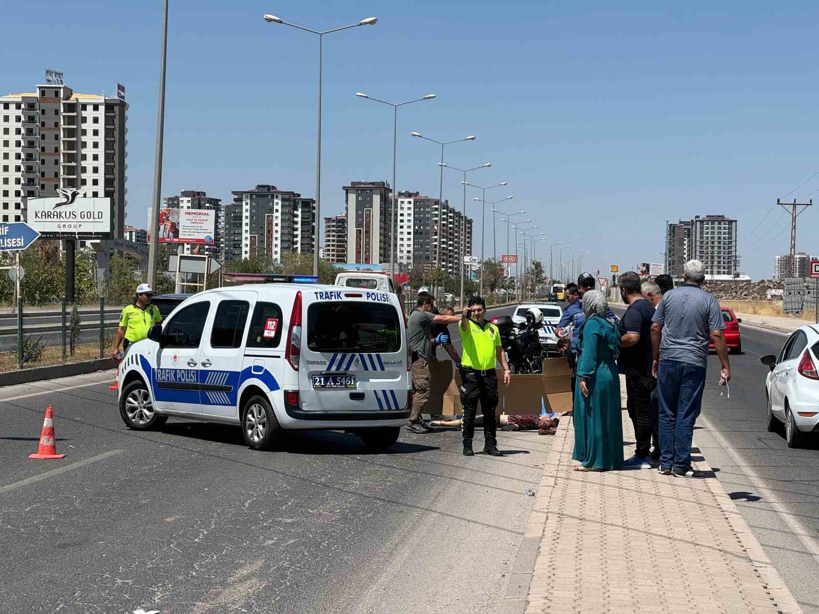 Yolun karşısına geçerken otomobilin çarptığı yaya hayatını kaybetti: Sürücü gözaltında
