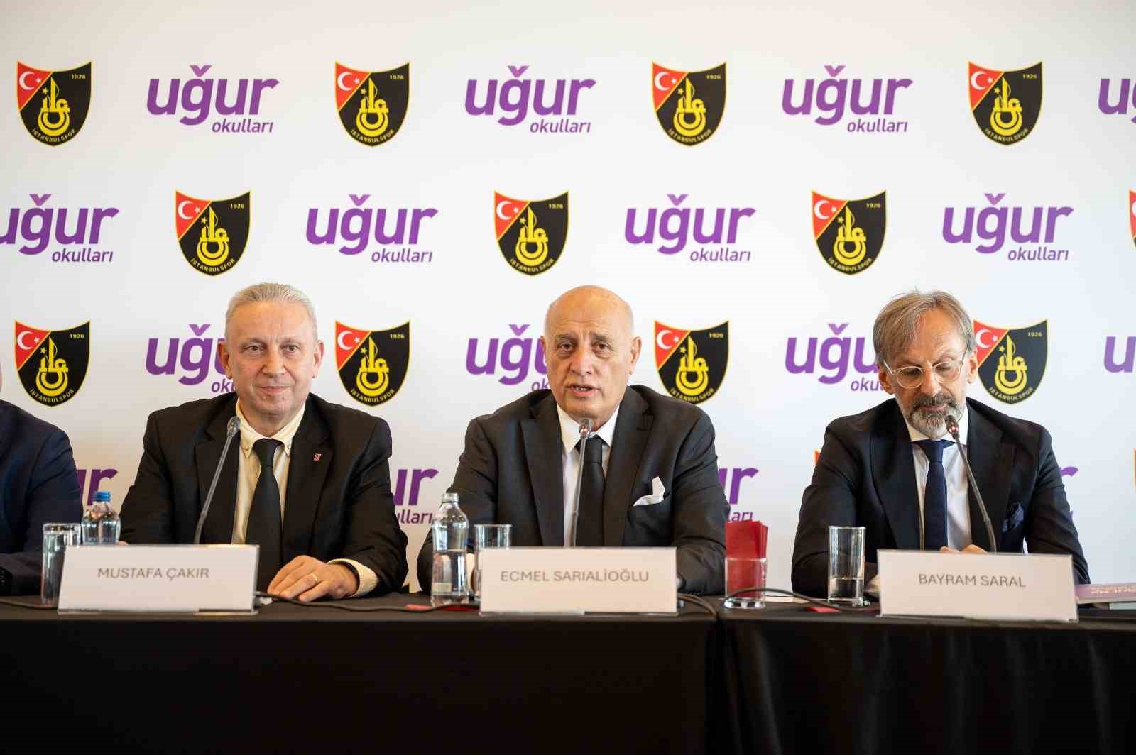 İstanbulspor, Uğur Okulları ile sponsorluk anlaşması imzaladı
