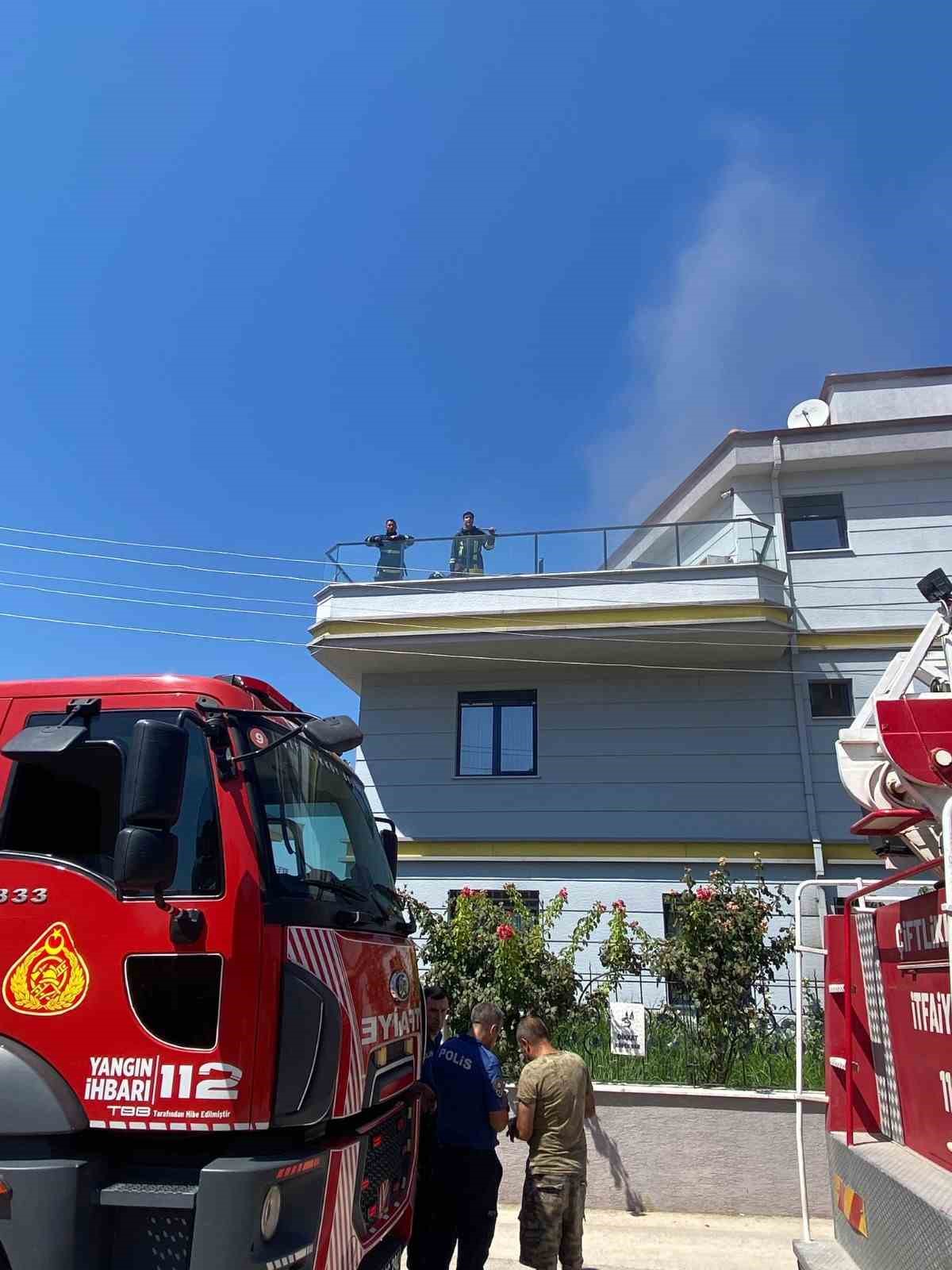 Yalova’da villada korkutan yangın
