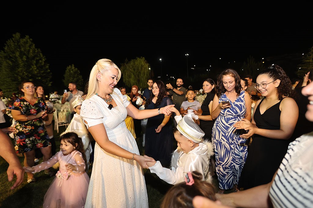 Merkezefendi Belediyesi çocukların yüzünü güldürdü
