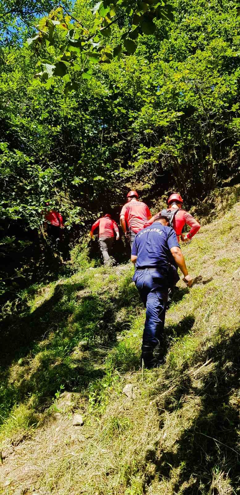 Giresun’da dere kenarında kadın cesedi bulundu
