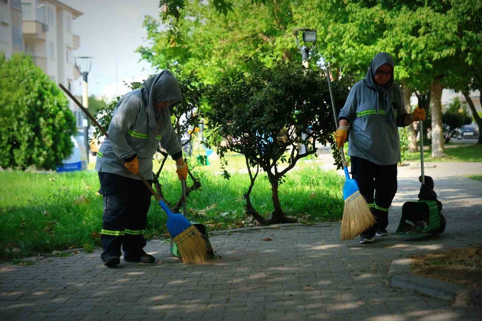 Altıeylül Belediyesi saha çalışmalarına hız verdi
