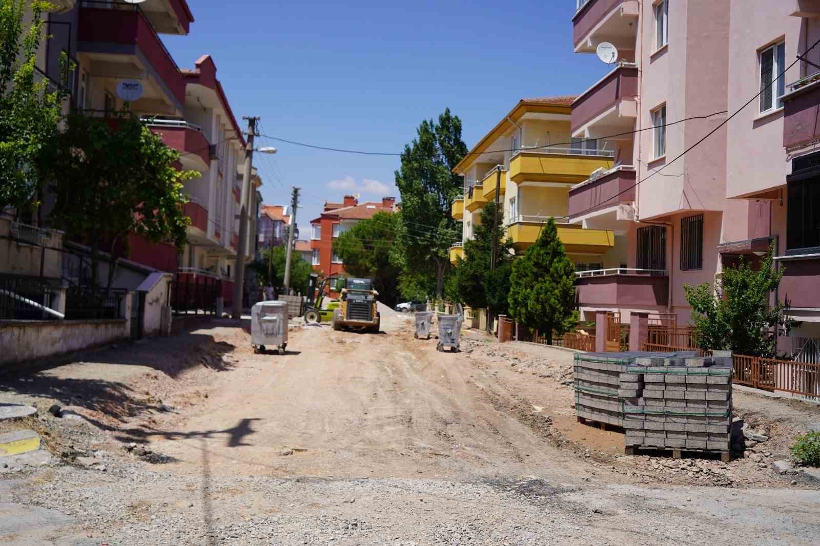 Altıeylül Belediyesi saha çalışmalarına hız verdi
