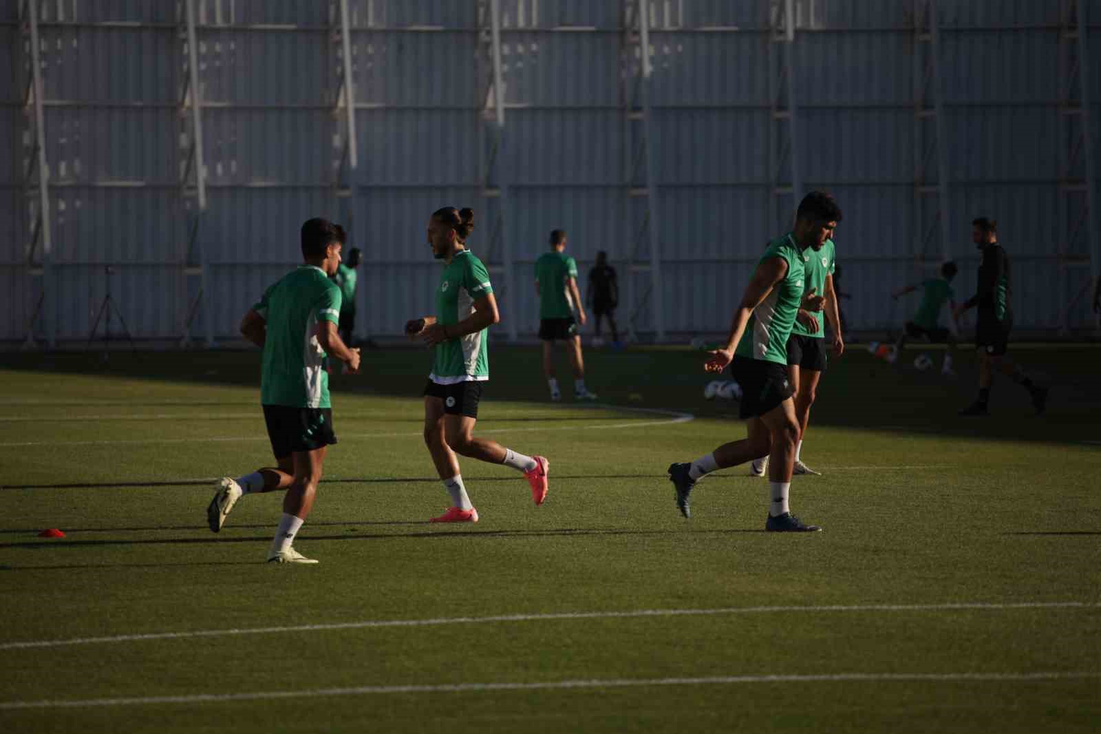 Konyaspor’da Galatasaray maçı hazırlıkları sürüyor
