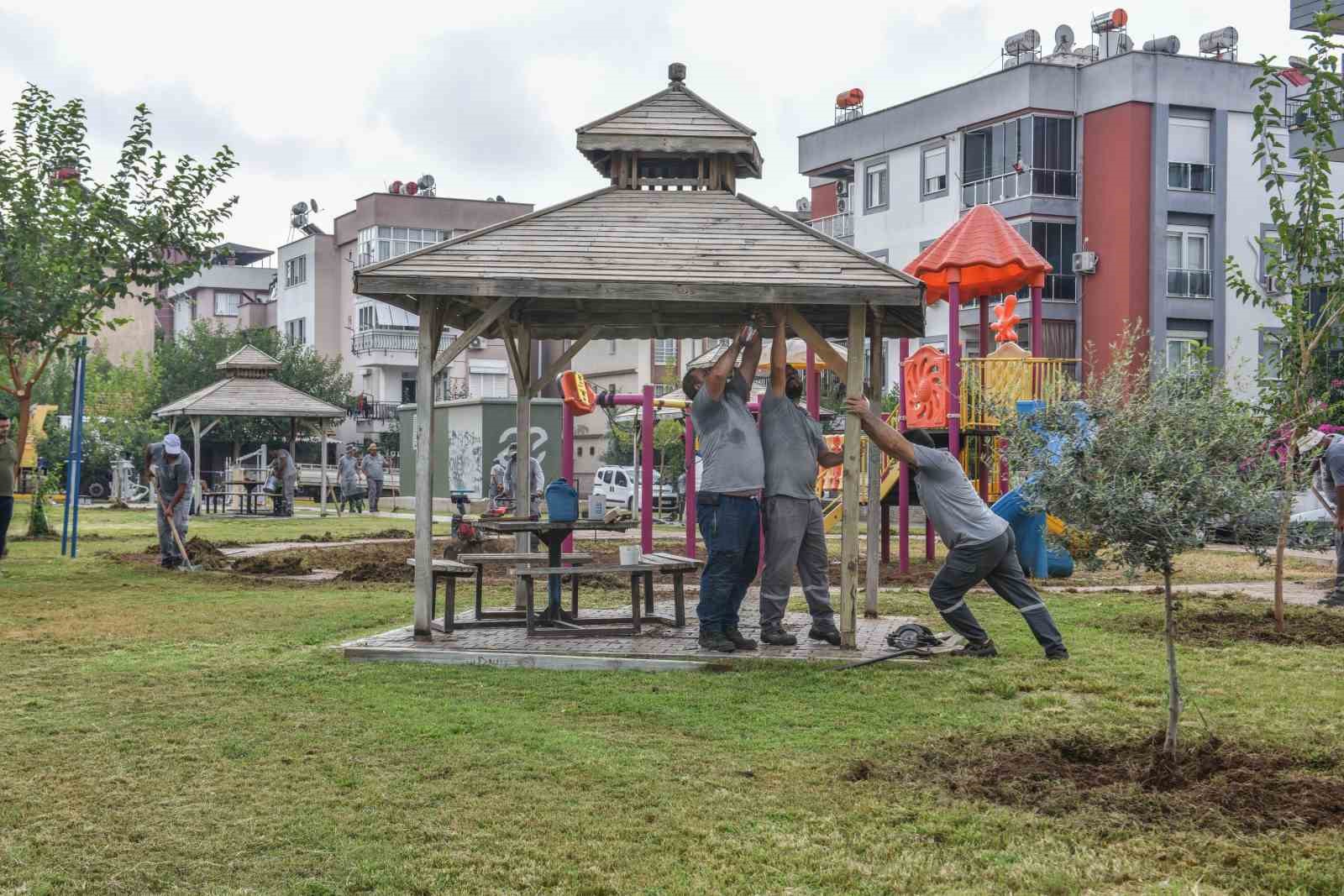 Yenilenen parka ilk ağaç fidanı Kocagöz’den
