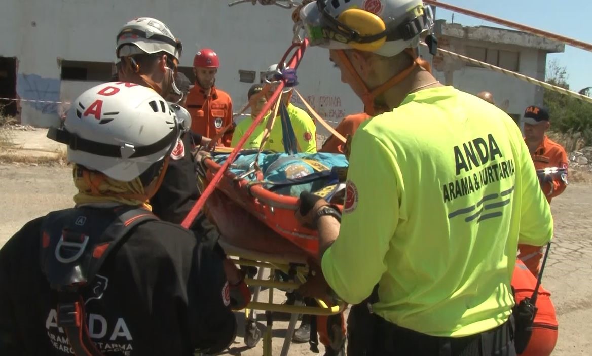 Marmara Depreminin 25’inci yılında Silivri’de geniş çaplı deprem tatbikatı
