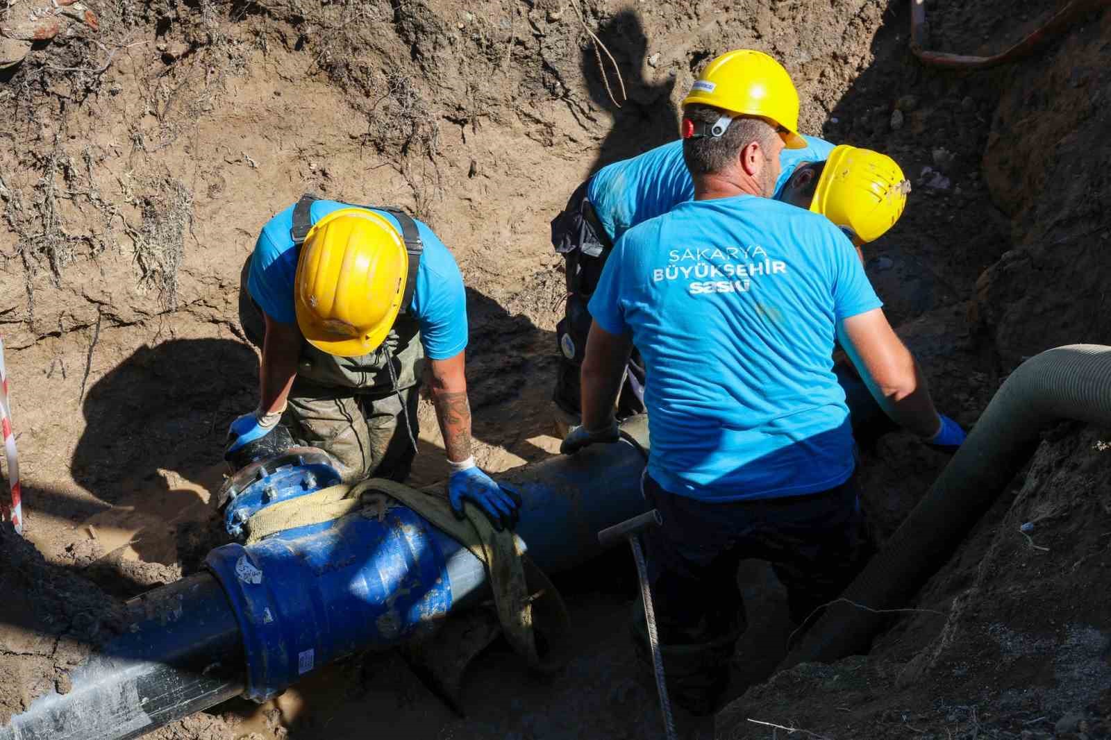 Erenler’in iki mahallesi daha güçlü altyapı ile buluştu
