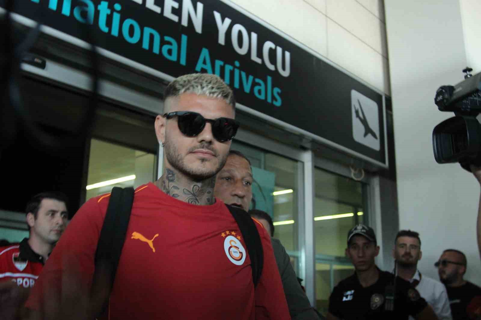 Galatasaray kafilesi Konya’ya geldi
