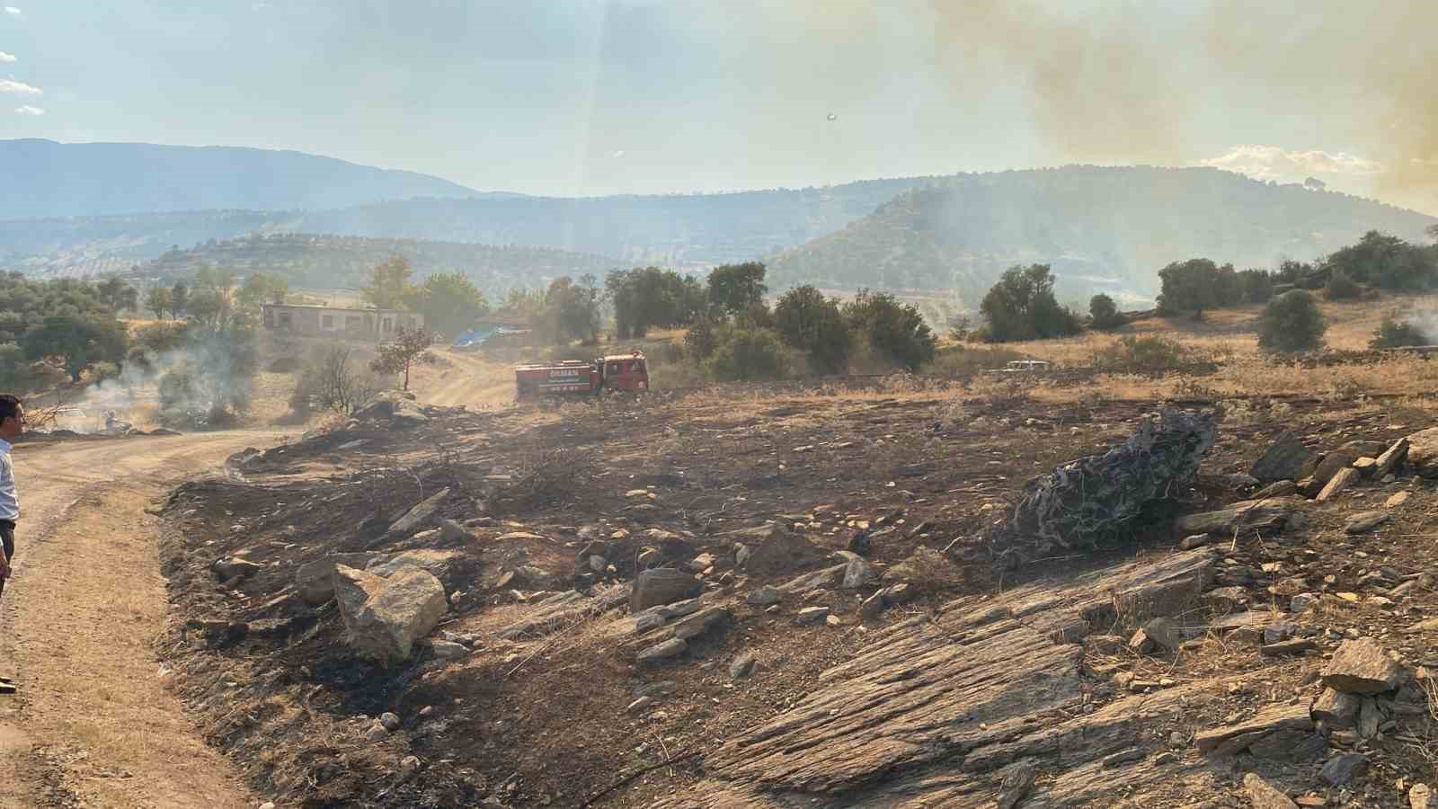 Makilik alanda yangın çıktı, söndürme çalışmaları sürüyor
