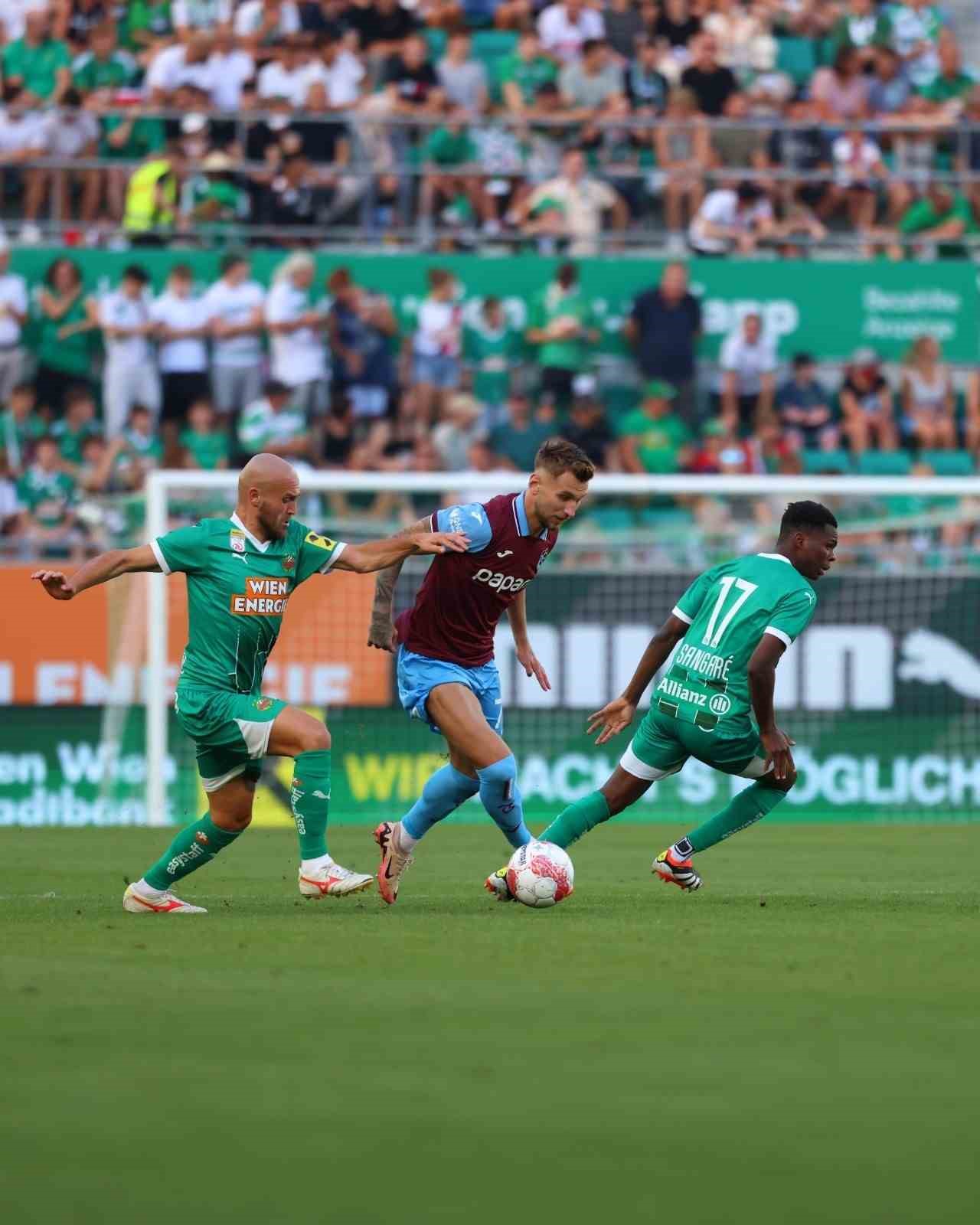 UEFA Avrupa Ligi: Rapid Wien: 0 - Trabzonspor: 0 (İlk yarı)
