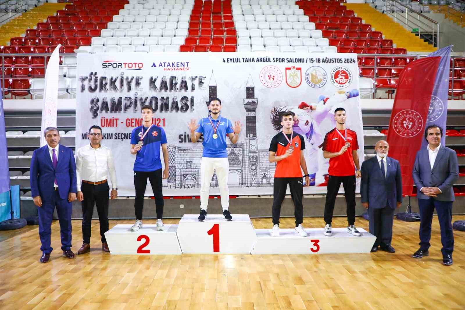 Türkiye Karate Şampiyonası’nın açılış seremonisi yapıldı
