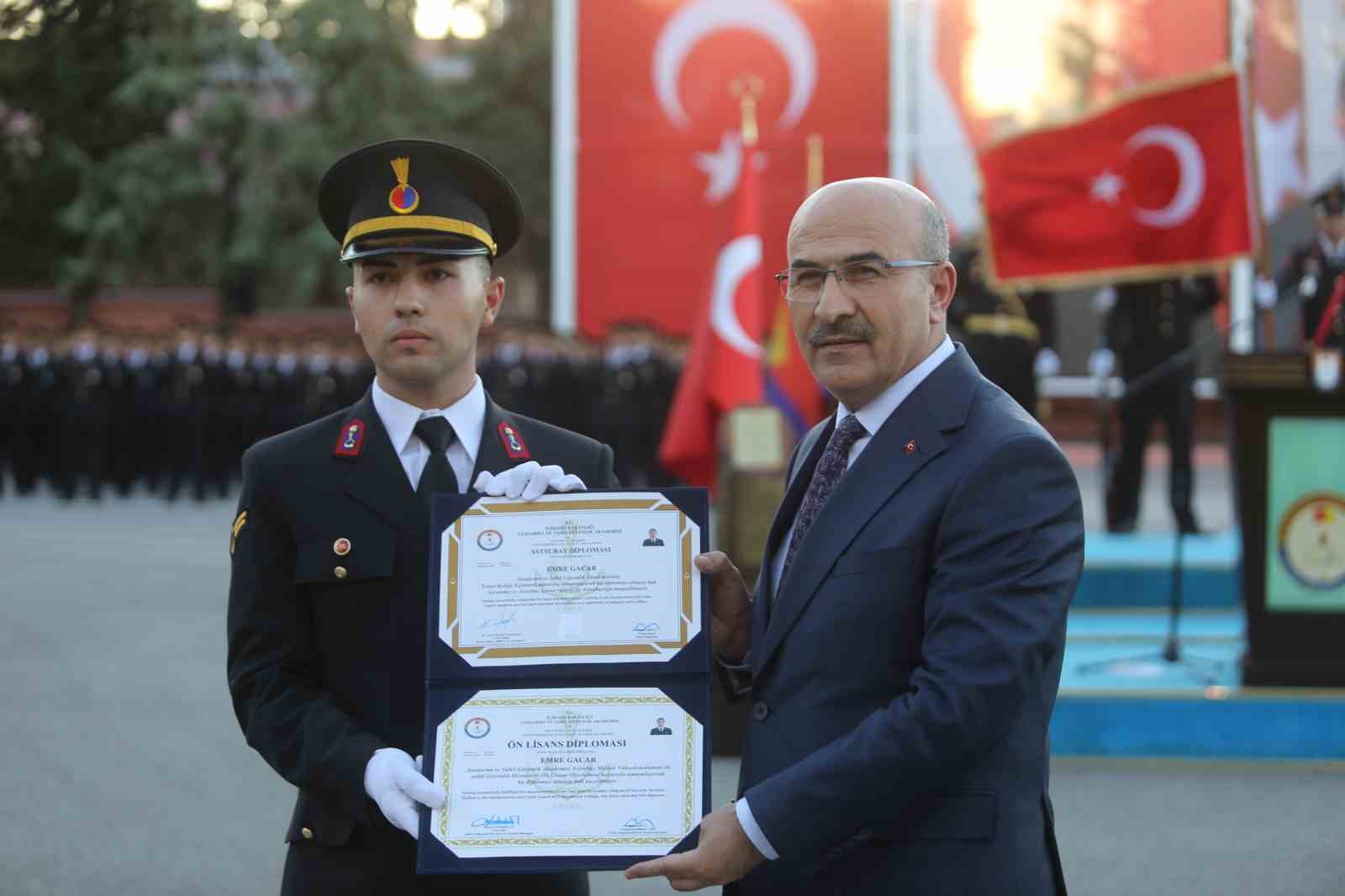 Işıklar Jandarma Meslek Yüksekokulu mezunlarını verdi
