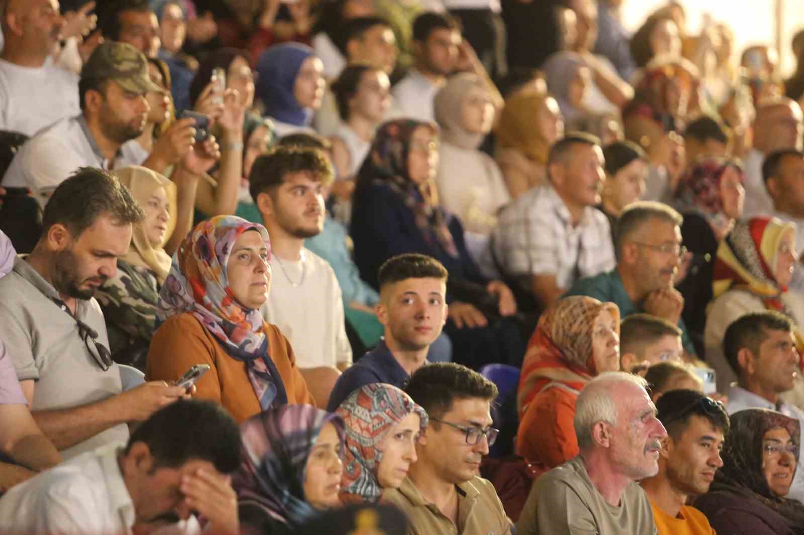 Işıklar Jandarma Meslek Yüksekokulu mezunlarını verdi
