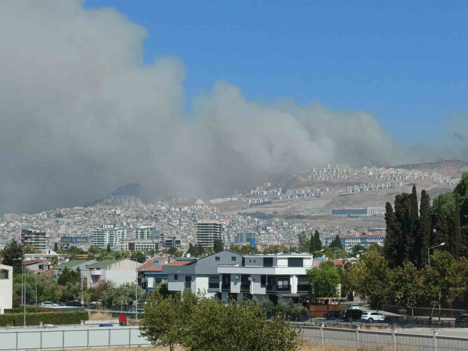 Yamanlar Dağı yangını yerleşim yerlerine yaklaştı
