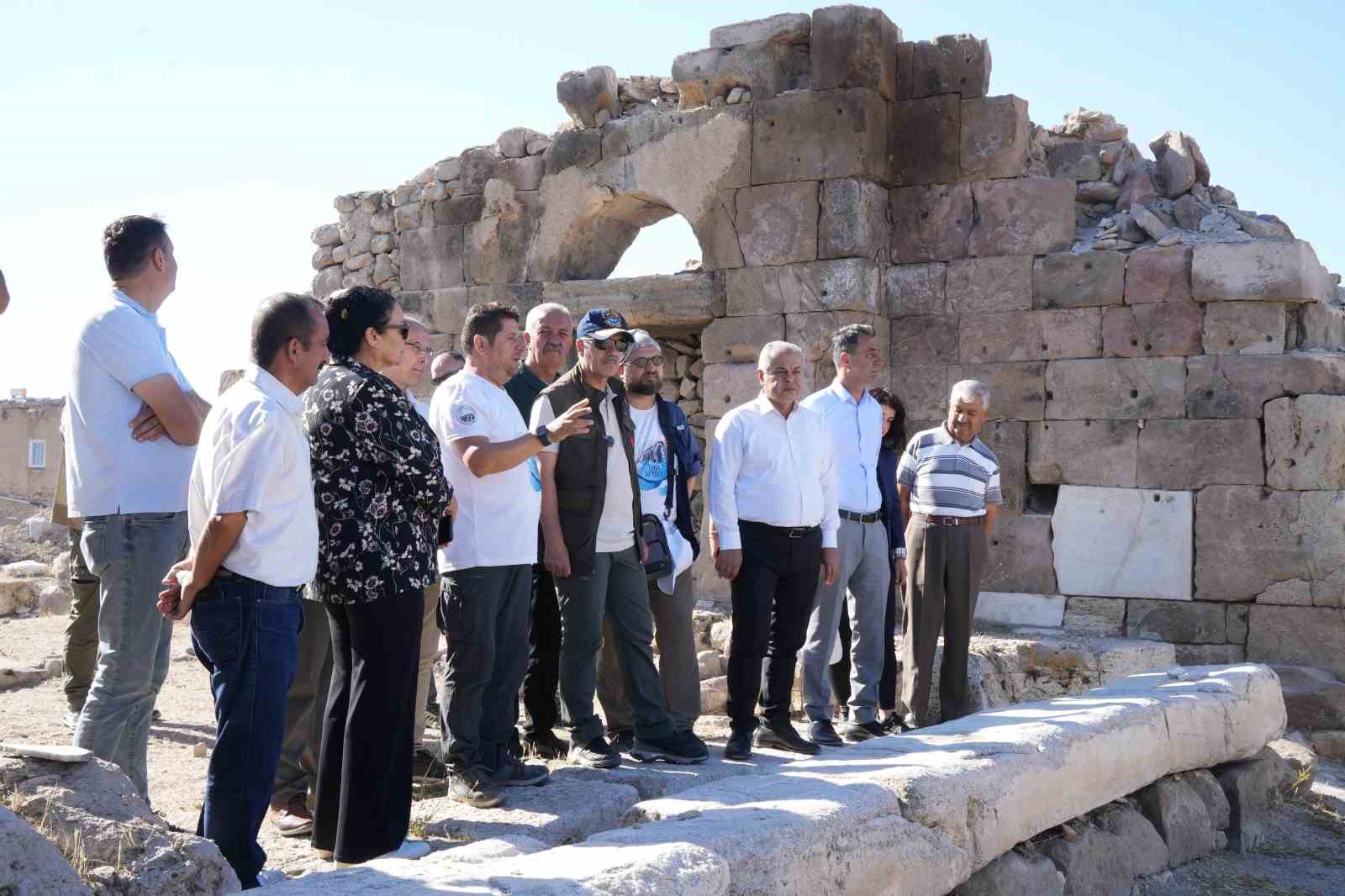 Tyana Antik Kenti’ndeki arkeolojik kazı çalışmalarına hız verildi
