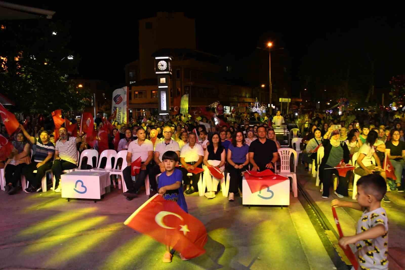 Sındırgı’da MOD10 Gençlik Konserine yoğun ilgi
