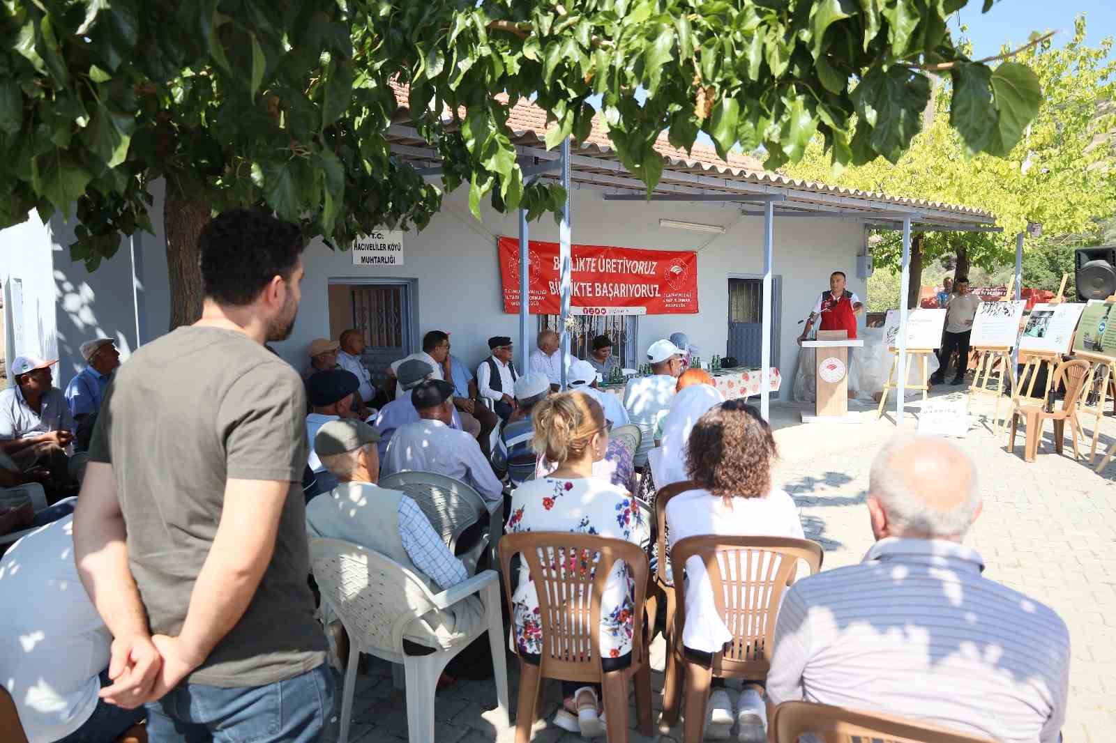 Muğla’da zeytin üreticilerine ücretsiz kaolin kili dağıtılıyor
