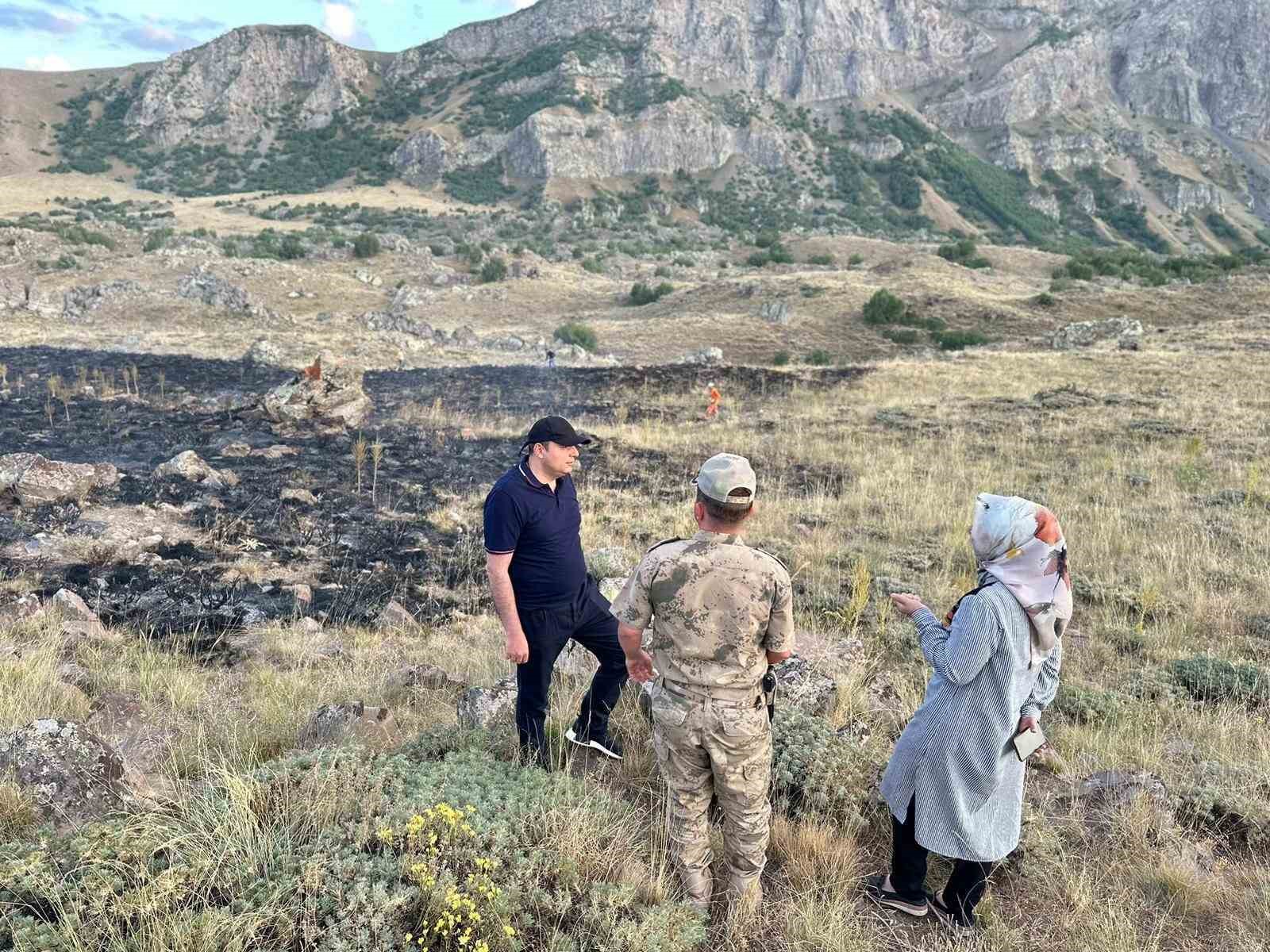 Nemrut Kalderası’nda örtü yangını çıktı
