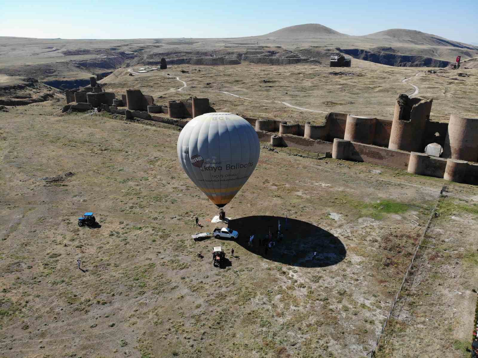 Tarihi Ani Ören Yeri’nde ilk kez balon uçuruldu
