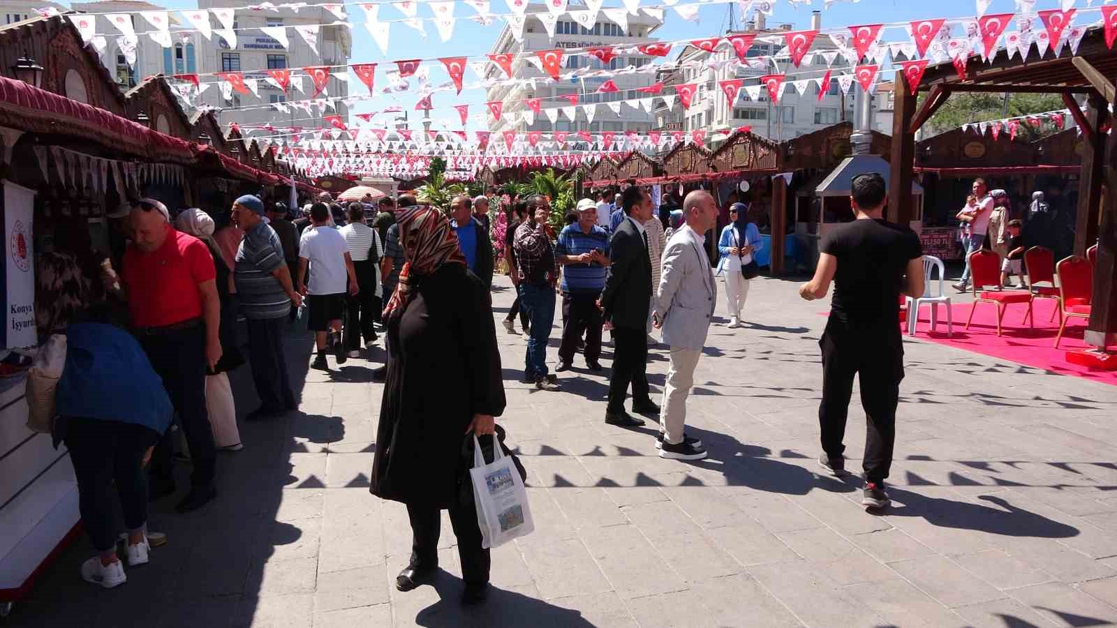 Yozgat’ta İşyurtları Ürün ve El Sanatları Fuarı açıldı
