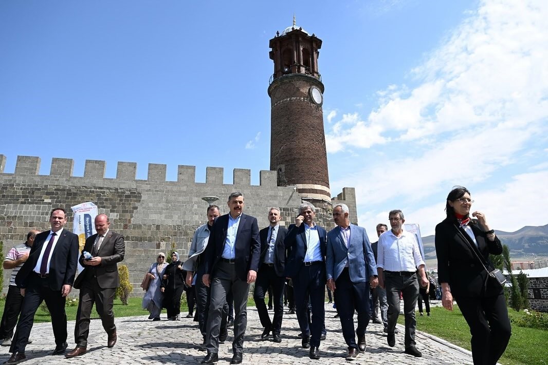 Erzurum’da ‘Türkiye Güzellikleri” sergisi
