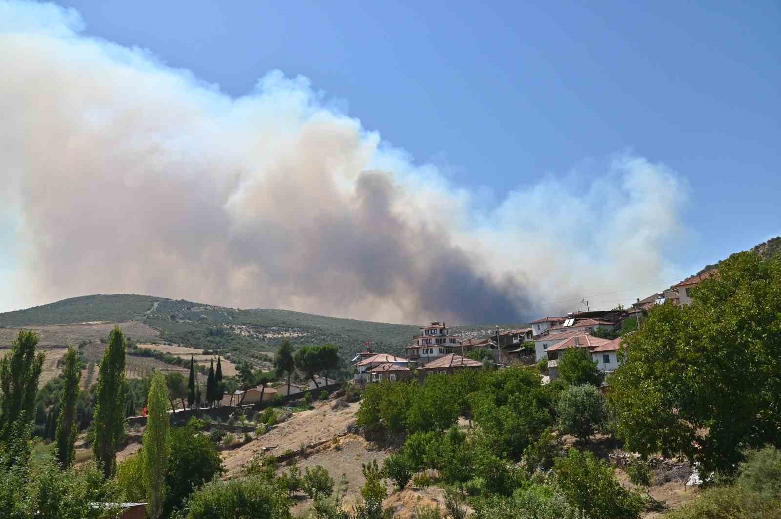 Alevlerin arasında kahramanca mücadele
