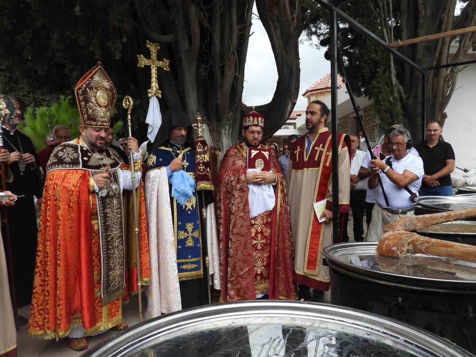 Türkiye’nin tek Ermeni köyünde ’Meryem Ana’ ayini
