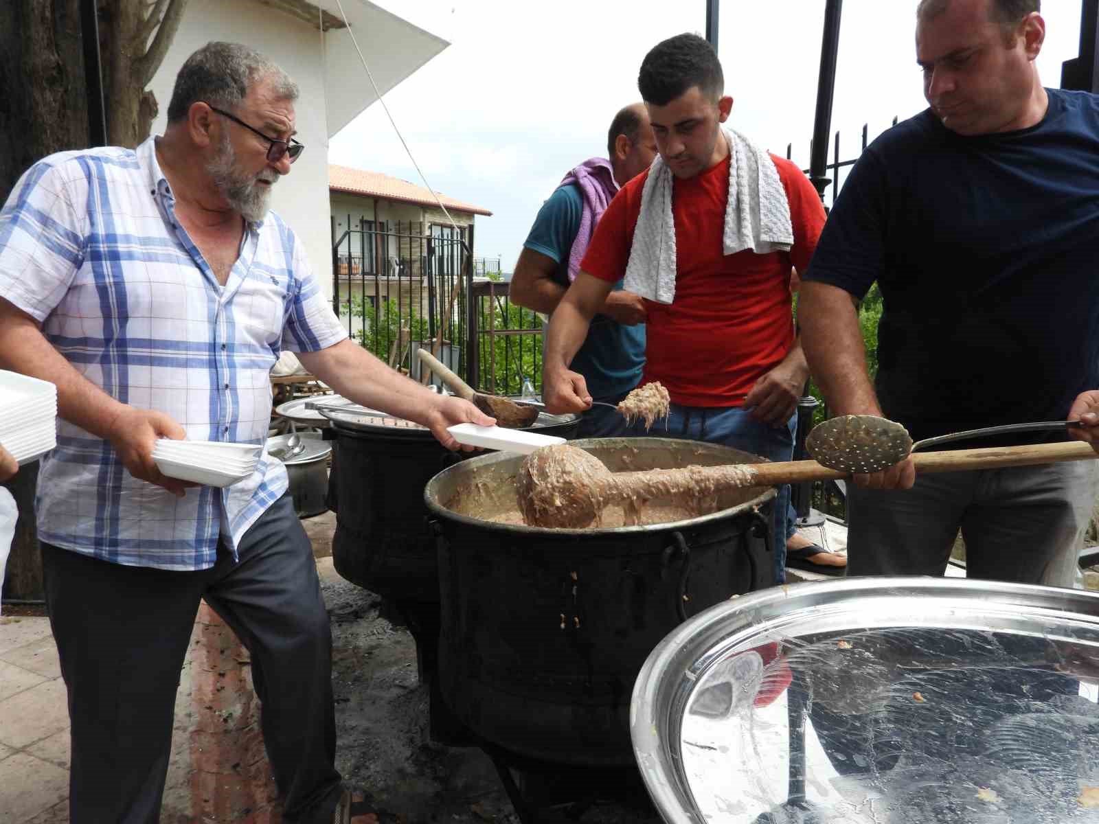 Türkiye’nin tek Ermeni köyünde ’Meryem Ana’ ayini
