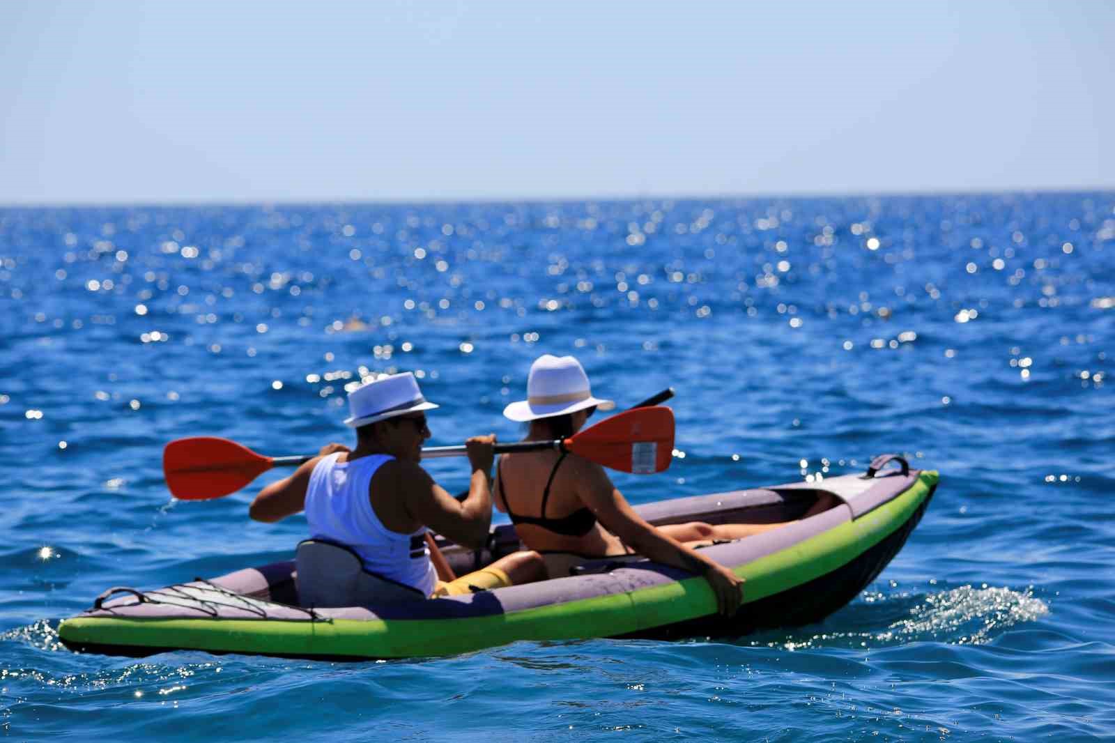 Antalya’da termometreler 40 dereceyi gösterdi
