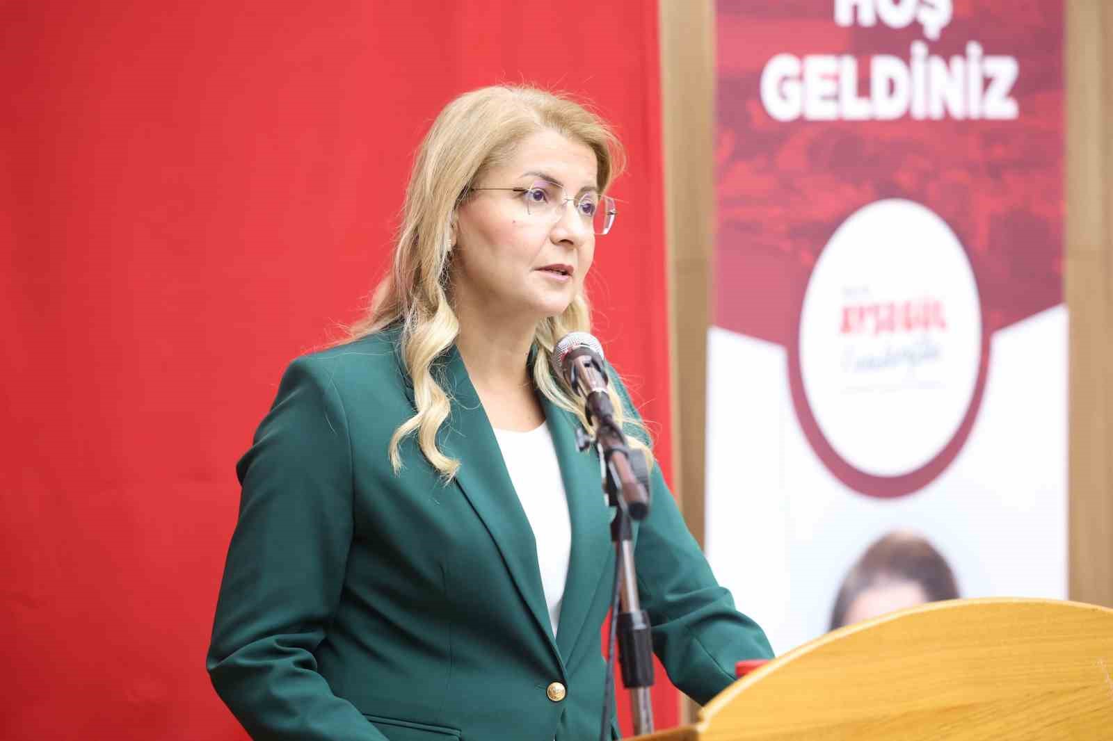 Bakırköy’de ‘deprem güvenli kent’ paneli düzenlendi
