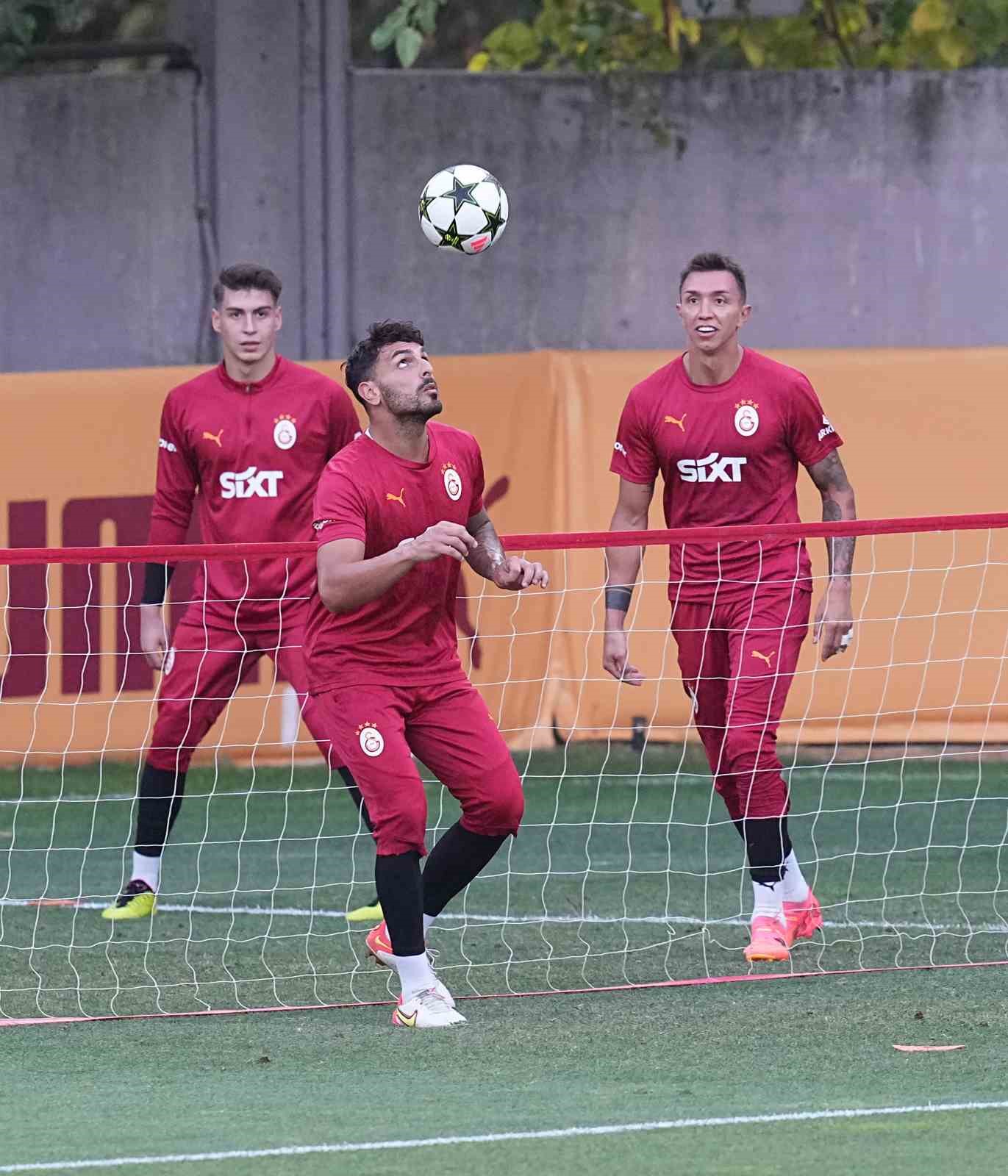 Galatasaray, Young Boys maçı hazırlıklarına başladı
