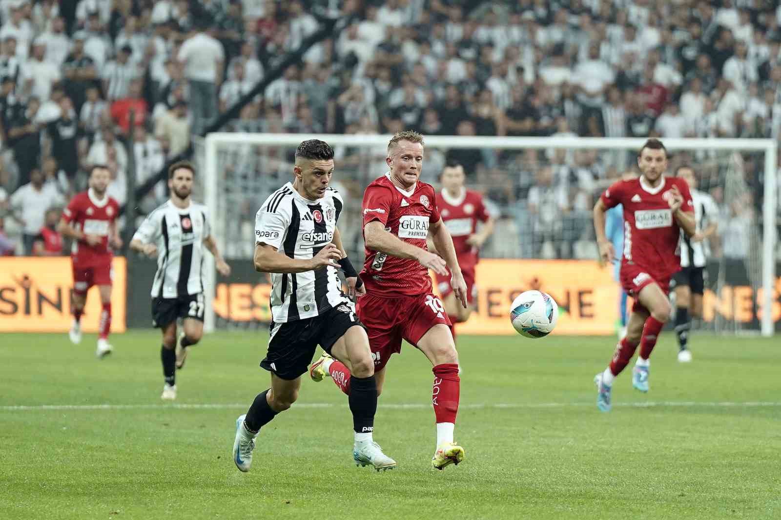 Trendyol Süper Lig: Beşiktaş: 4 - Antalyaspor: 2 (Maç sonucu)
