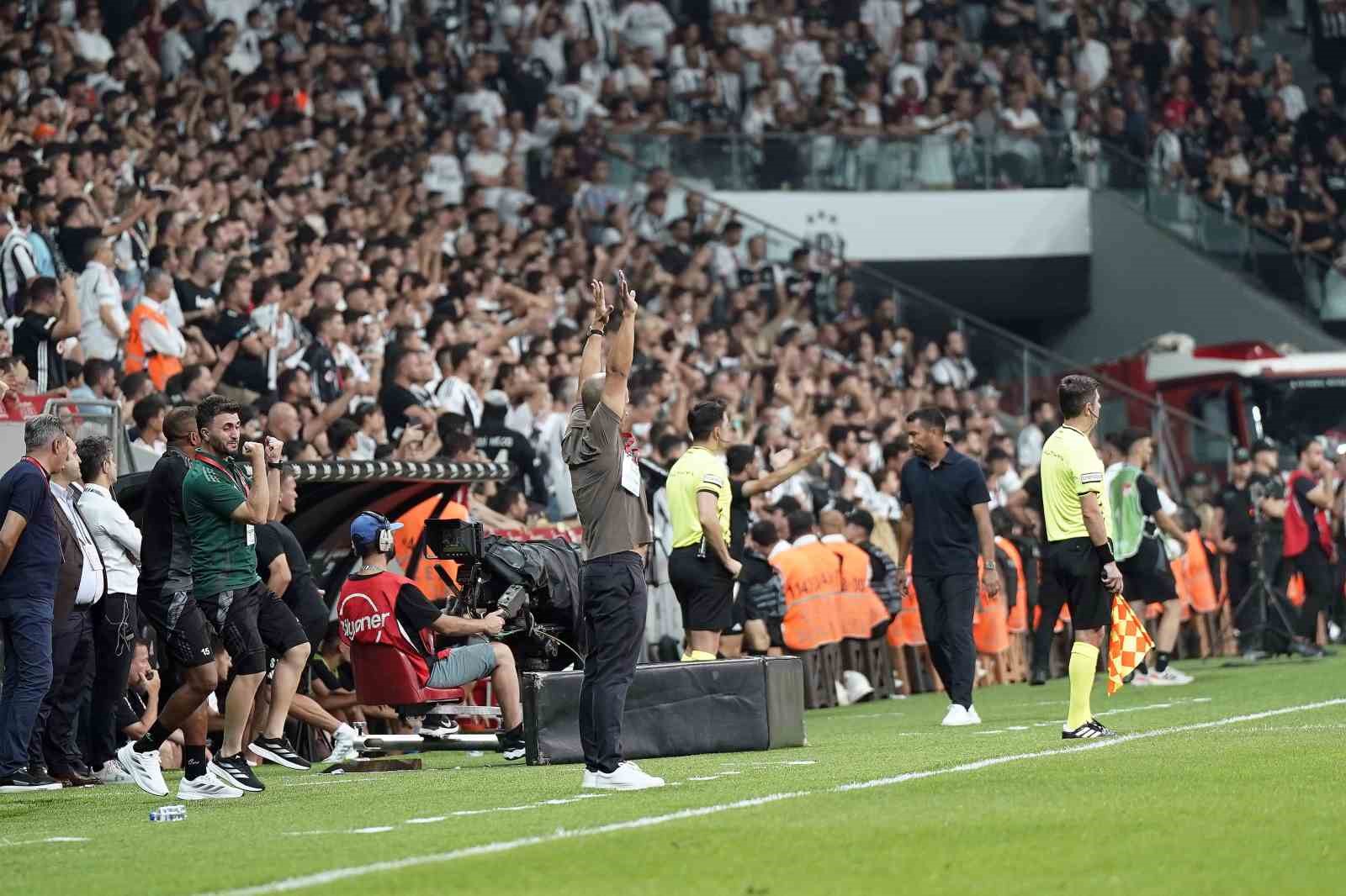 Trendyol Süper Lig: Beşiktaş: 4 - Antalyaspor: 2 (Maç sonucu)
