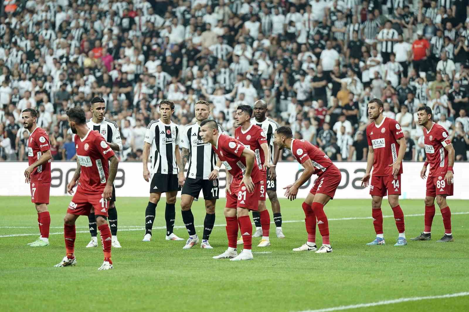 Trendyol Süper Lig: Beşiktaş: 4 - Antalyaspor: 2 (Maç sonucu)
