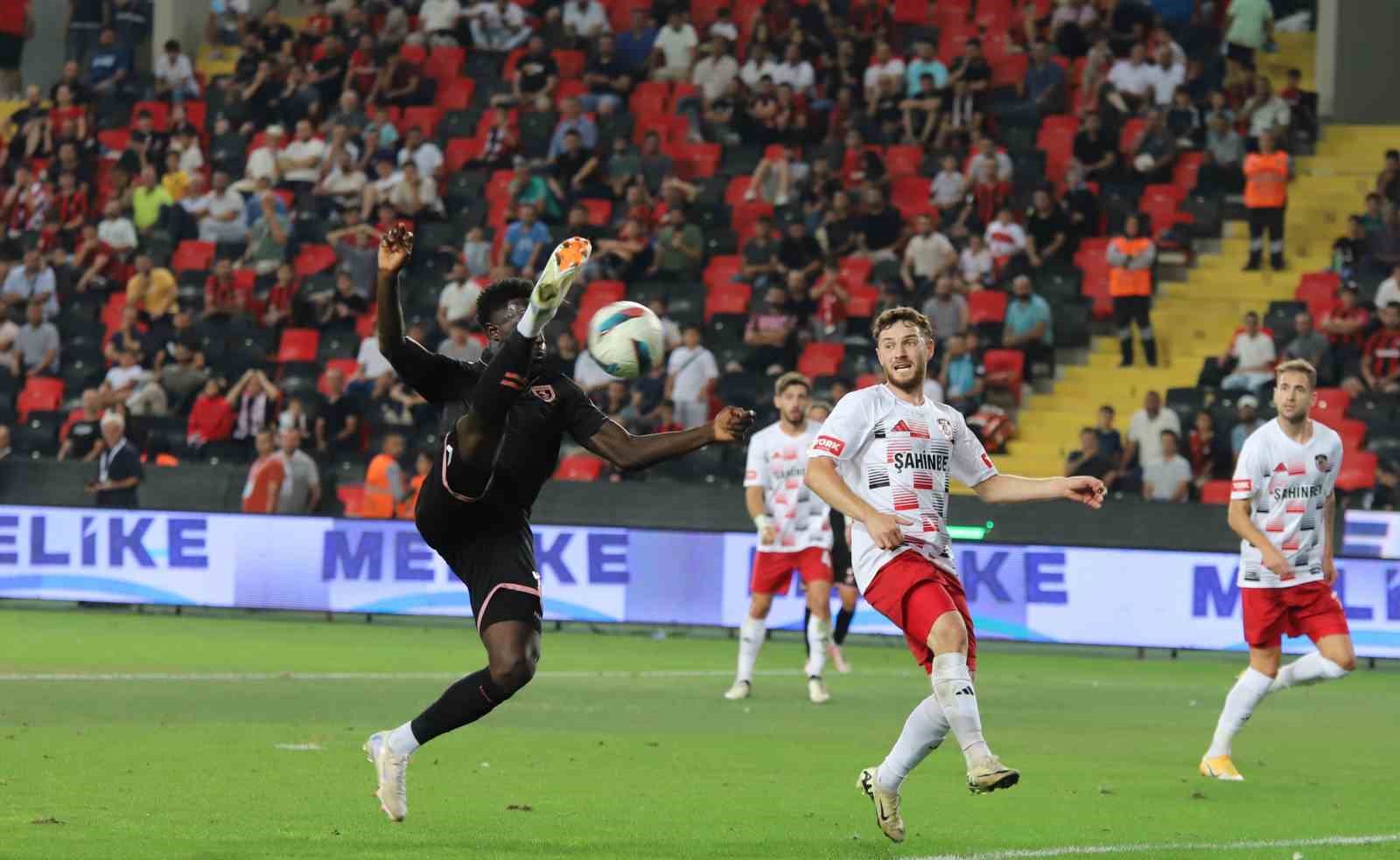 Trendyol Süper Lig: Gaziantep FK: 0 - Samsunspor: 1 (Maç sonucu)
