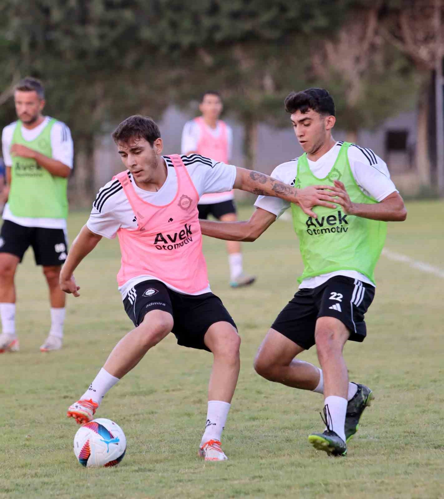 Altay, hazırlık maçında güldü
