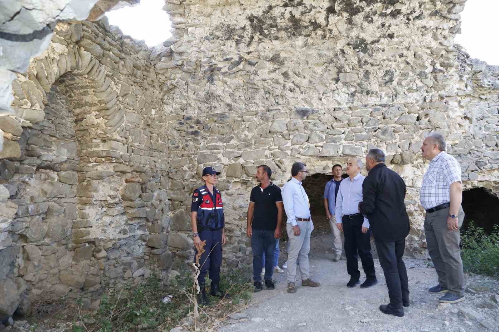 800 yıllık Selçuklu medresesi ayağa kaldırılacak
