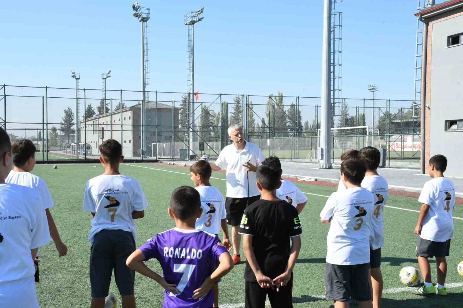 Yaz Spor Okulları’nın ikinci dönem zili çaldı
