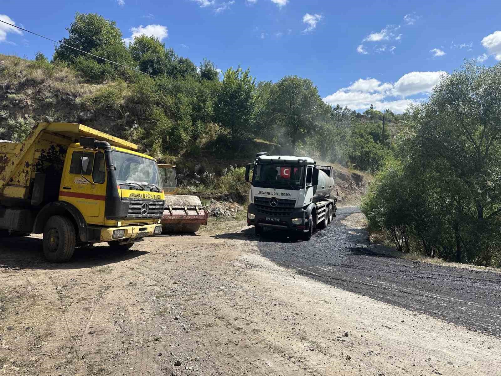 Vural, yıl yapım çalışmalarını yerinde inceledi
