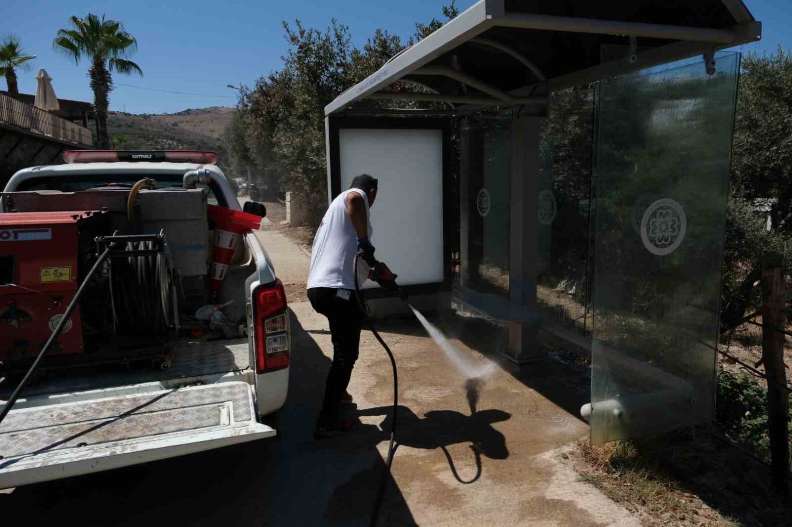 Bodrum Belediyesi’nce başlatılan temizlik seferberliği Gündoğan’da devam etti
